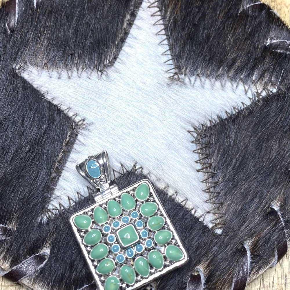 Southwest style necklace pendant, used